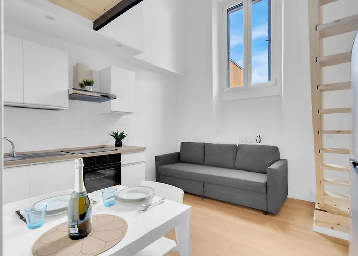 1Term38 - Loreto - Duomo - Apartment Central -